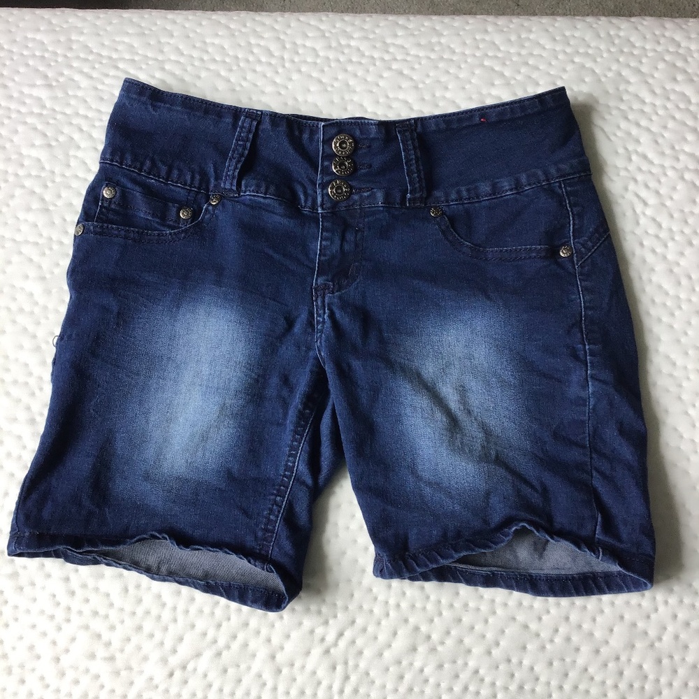 Girls Gogo Star Faded Denim Shorts
